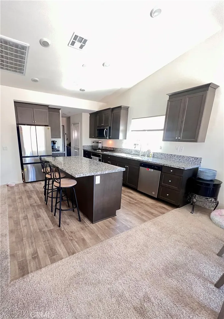 31381 Linden Flower Road, Winchester, California 92596 home-pic-5
