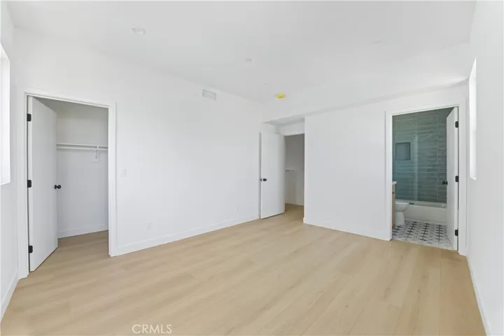 4511 Rosewood Avenue 1/2, Los Angeles, California 90004