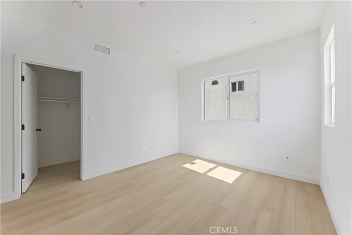 4511 Rosewood Avenue 1/2, Los Angeles, California 90004