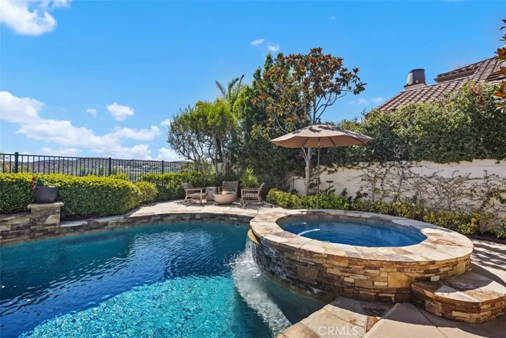 15 Long View Road, Coto De Caza, California 92679