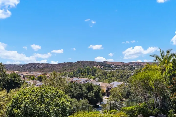 15 Long View Road, Coto De Caza, California 92679