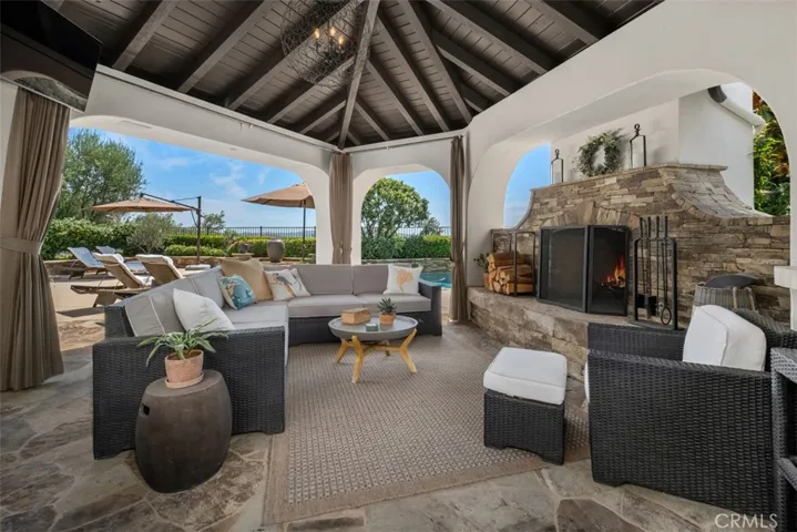 15 Long View Road, Coto De Caza, California 92679