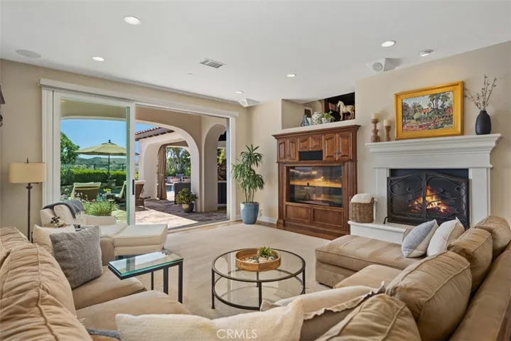 15 Long View Road, Coto De Caza, California 92679