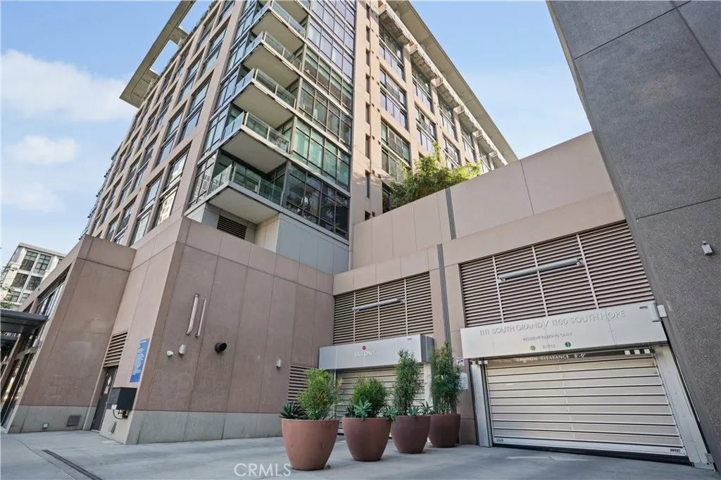 1111 S Grand Avenue 702, Los Angeles, California 90015 home-pic-27