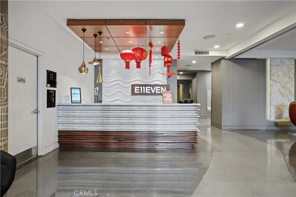 1111 S Grand Avenue 702, Los Angeles, California 90015 home-pic-22