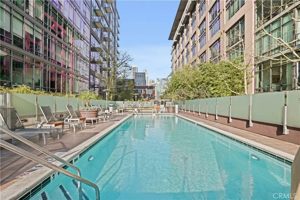 1111 S Grand Avenue 702, Los Angeles, California 90015 home-pic-34