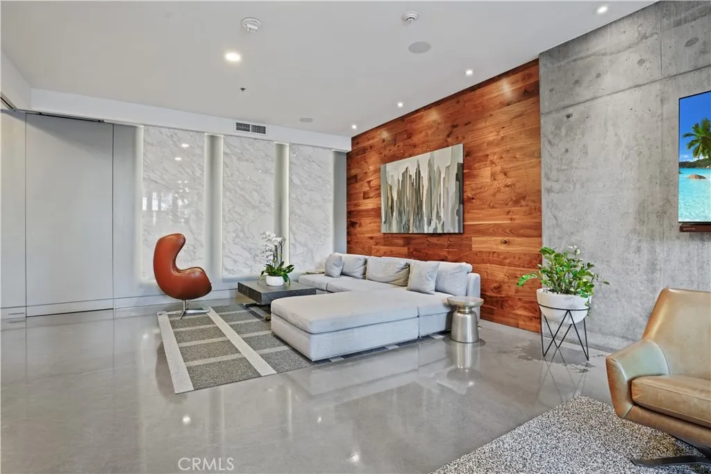 1111 S Grand Avenue 702, Los Angeles, California 90015 home-pic-20