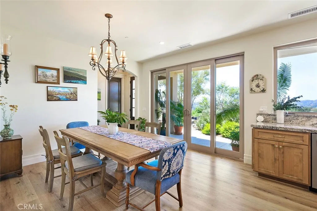 38193 Via Huerta, Murrieta, California 92562 home-pic-35
