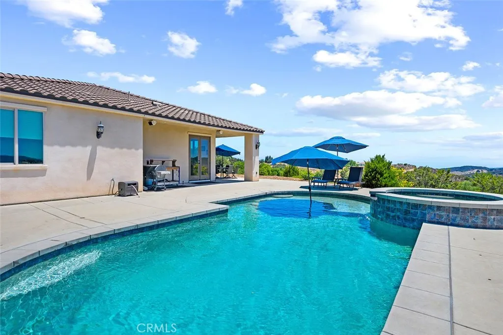 38193 Via Huerta, Murrieta, California 92562 home-pic-30