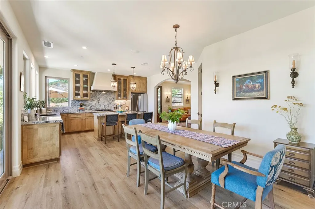 38193 Via Huerta, Murrieta, California 92562 home-pic-34