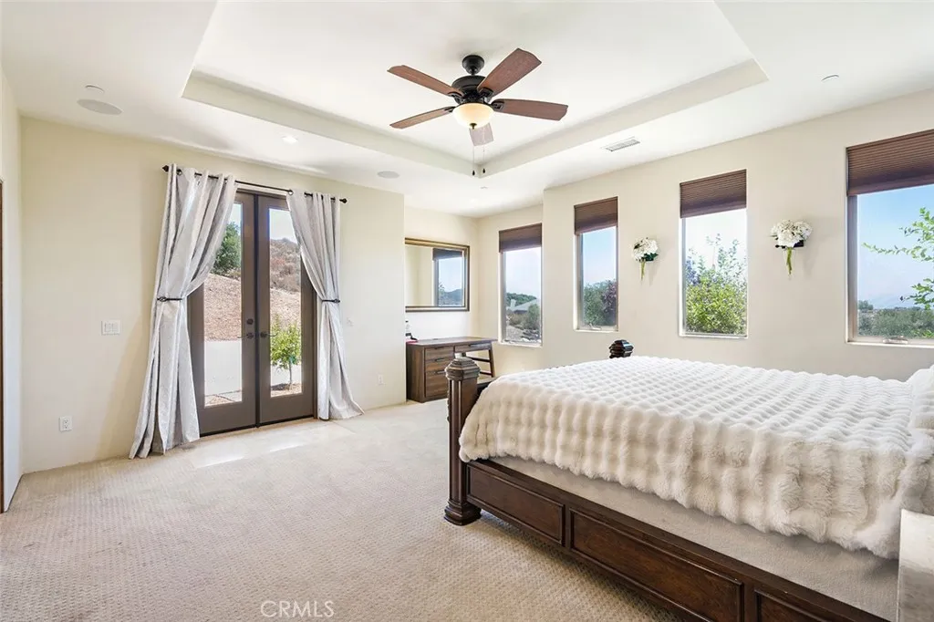 38193 Via Huerta, Murrieta, California 92562 home-pic-19