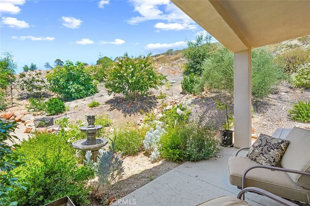 38193 Via Huerta, Murrieta, California 92562 home-pic-48