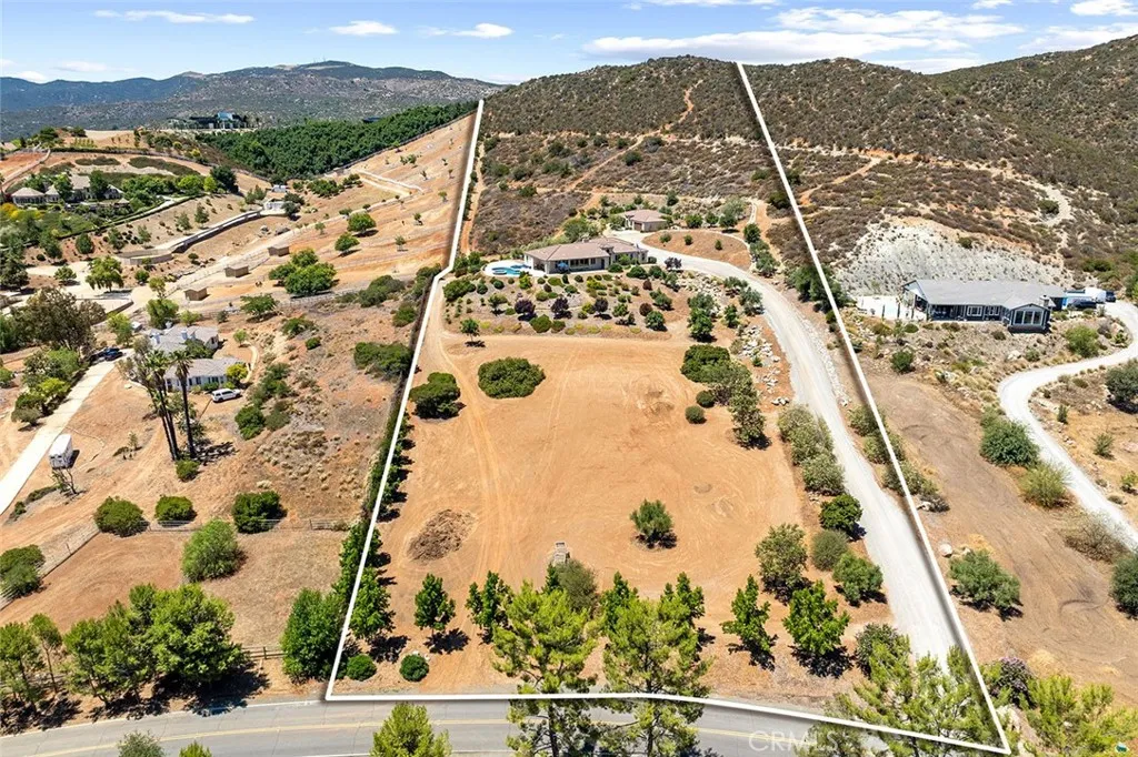 38193 Via Huerta, Murrieta, California 92562 home-pic-0
