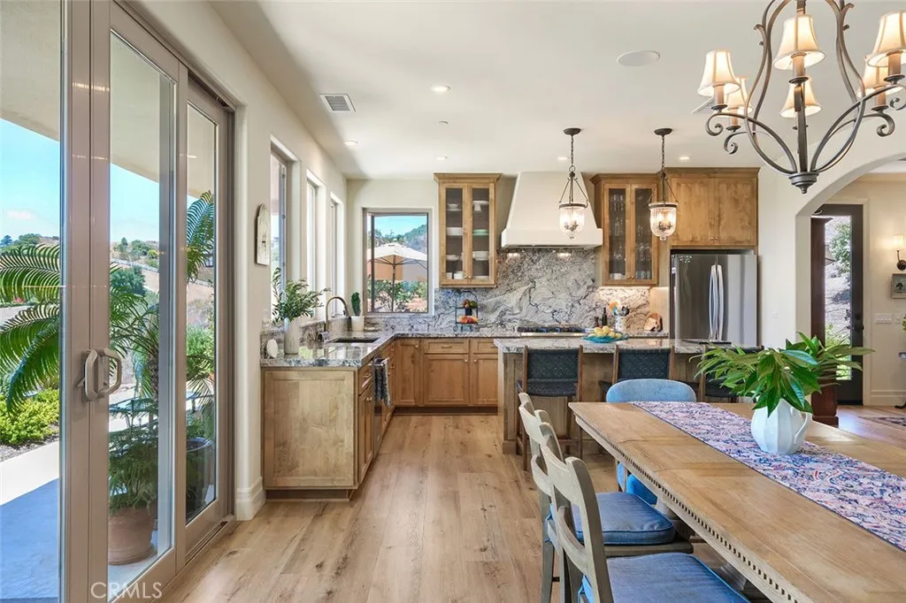 38193 Via Huerta, Murrieta, California 92562 home-pic-40