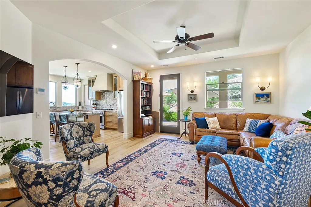 38193 Via Huerta, Murrieta, California 92562 home-pic-42