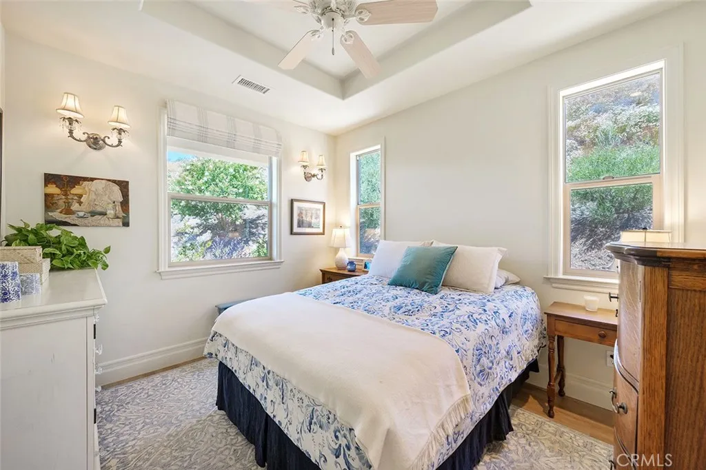 38193 Via Huerta, Murrieta, California 92562 home-pic-43