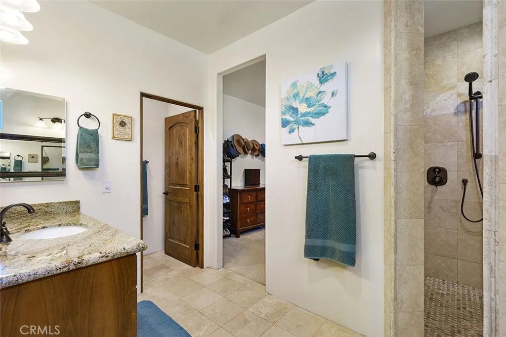 38193 Via Huerta, Murrieta, California 92562 home-pic-22