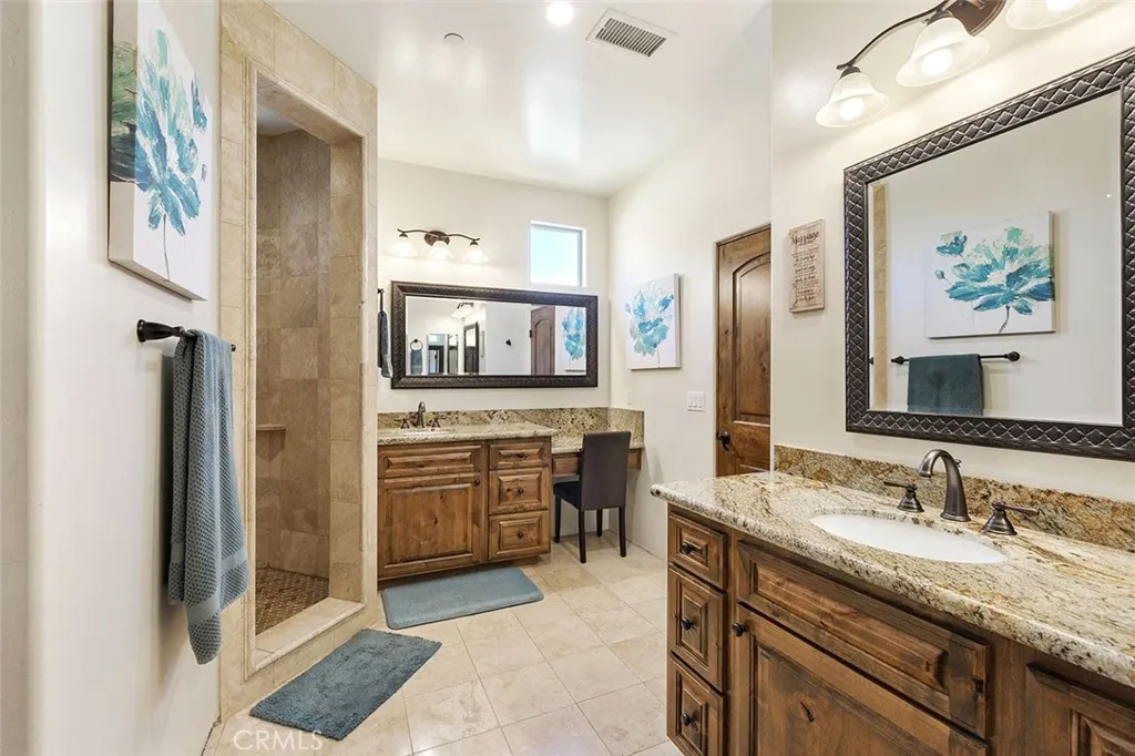 38193 Via Huerta, Murrieta, California 92562 home-pic-21