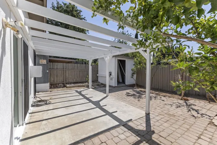 1745 Acorn St, Escondido, California 92027