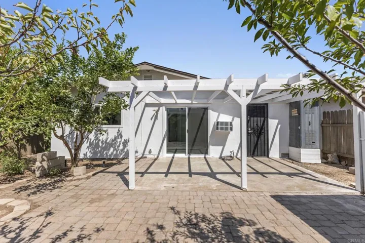 1745 Acorn St, Escondido, California 92027