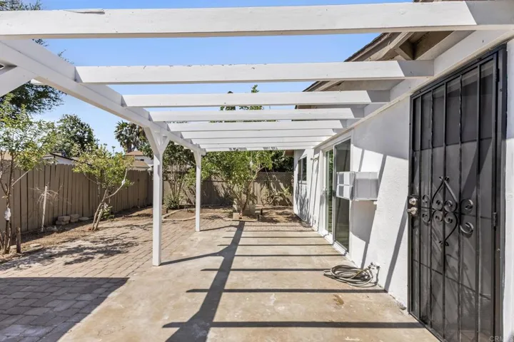 1745 Acorn St, Escondido, California 92027
