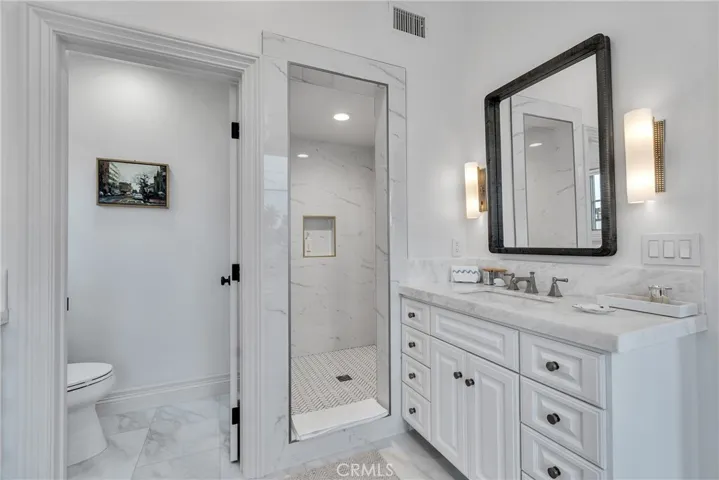 613 Larkspur Avenue, Corona Del Mar, California 92625