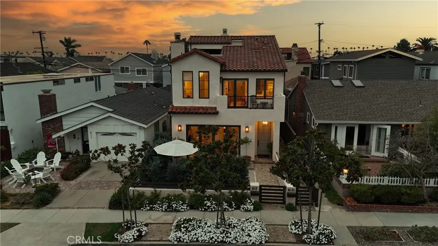 613 Larkspur Avenue, Corona Del Mar, California 92625