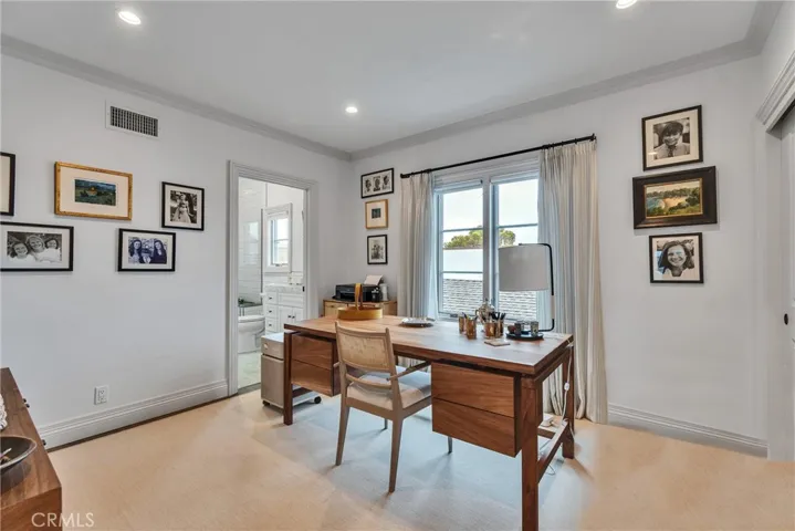 613 Larkspur Avenue, Corona Del Mar, California 92625