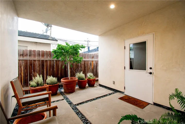 613 Larkspur Avenue, Corona Del Mar, California 92625