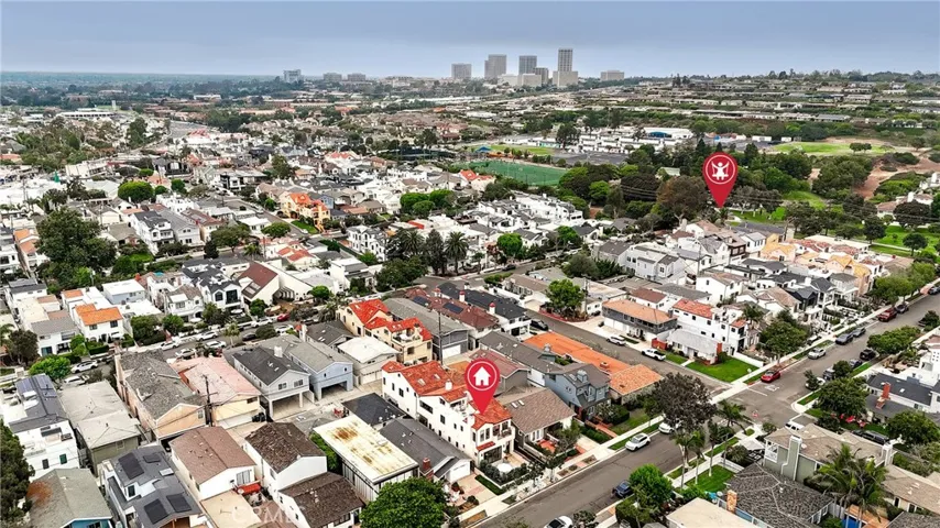 613 Larkspur Avenue, Corona Del Mar, California 92625