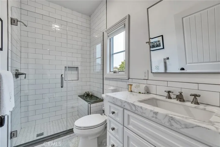 613 Larkspur Avenue, Corona Del Mar, California 92625