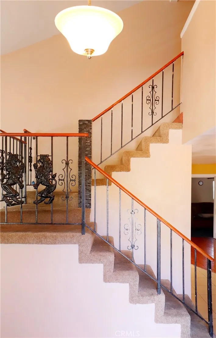 43964 Fallon Drive, Lancaster, California 93535 home-pic-3