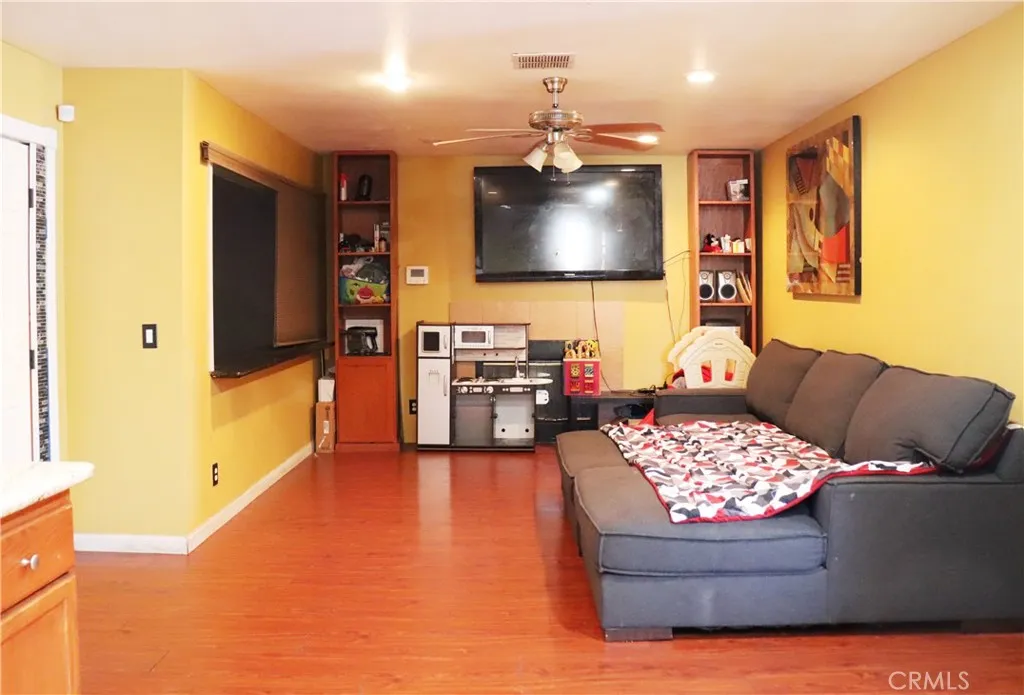 43964 Fallon Drive, Lancaster, California 93535 home-pic-6