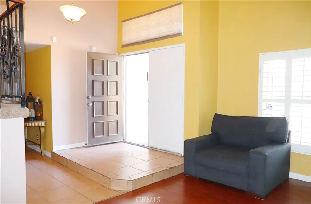 43964 Fallon Drive, Lancaster, California 93535 home-pic-1