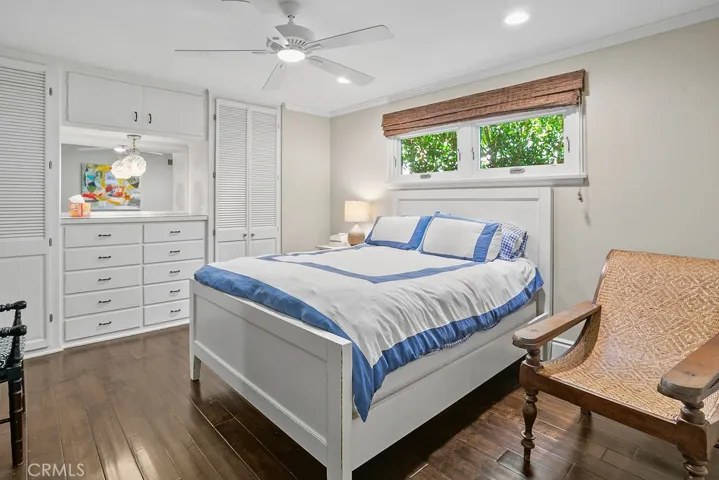 225 Grand Canal, Newport Beach, California 92662