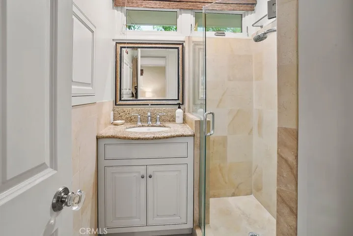 225 Grand Canal, Newport Beach, California 92662