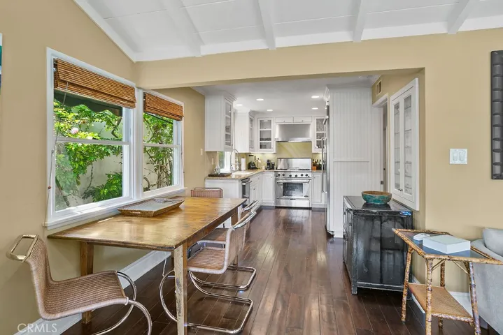 225 Grand Canal, Newport Beach, California 92662