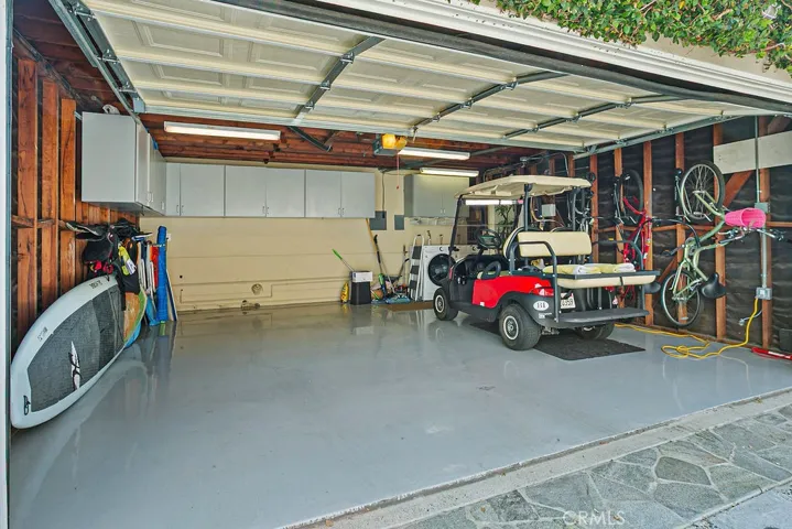 225 Grand Canal, Newport Beach, California 92662