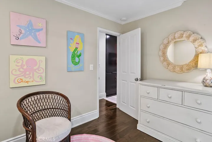 225 Grand Canal, Newport Beach, California 92662