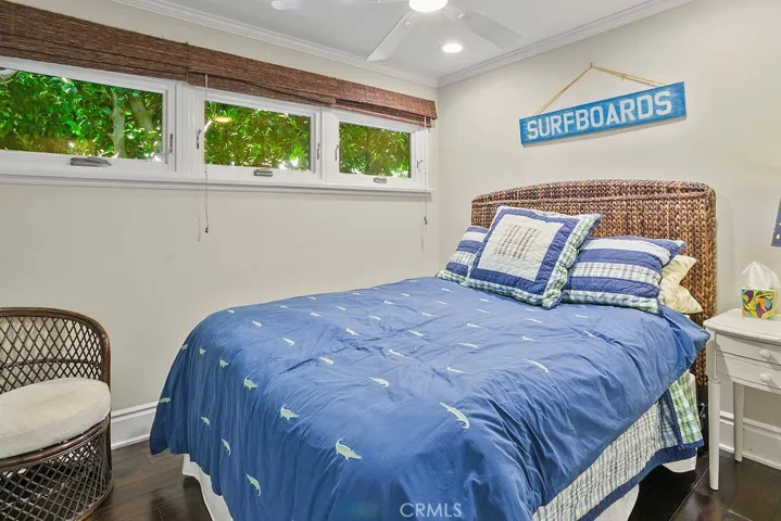 225 Grand Canal, Newport Beach, California 92662