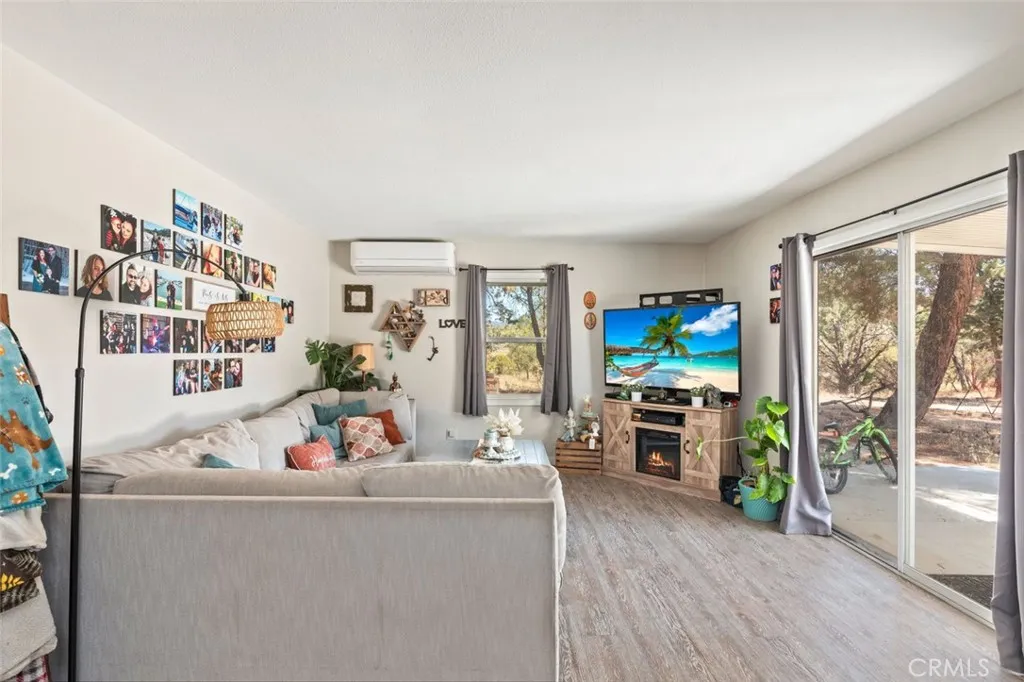 38855 Howard Road, Anza, California 92539 home-pic-1