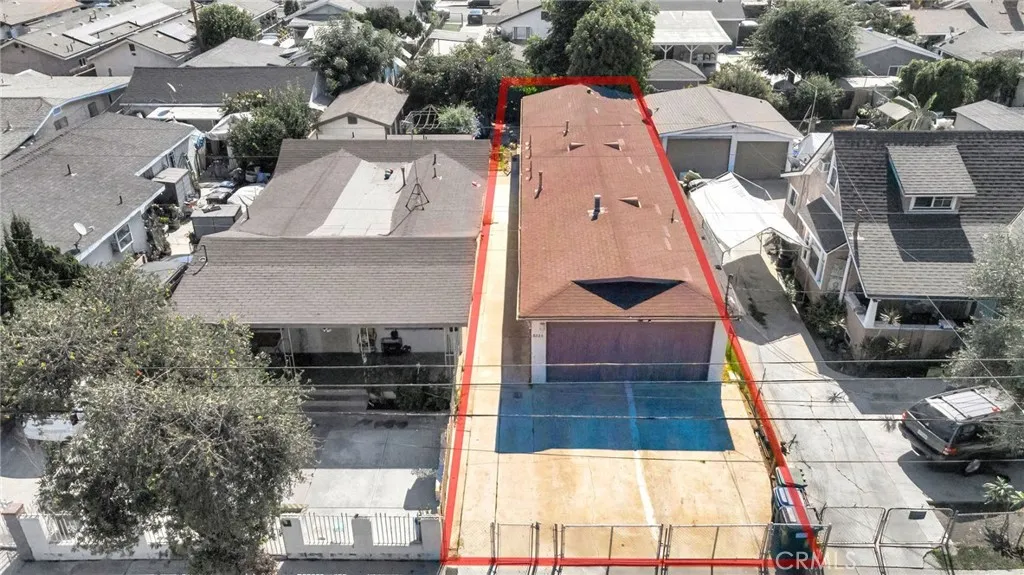 8024 Crockett Boulevard, Los Angeles, California 90001, 3 Bedrooms Bedrooms, ,2 BathroomsBathrooms,Residential,For Sale,Crockett,WS25180439