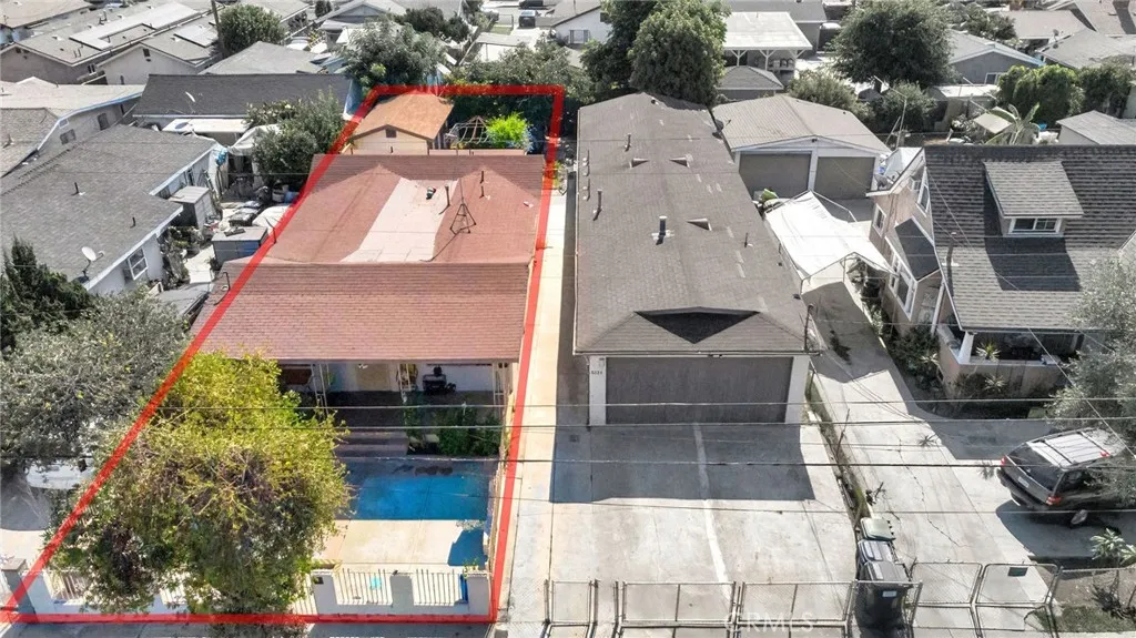 8022 Crockett Boulevard, Los Angeles, California 90001, 4 Bedrooms Bedrooms, ,2 BathroomsBathrooms,Residential,For Sale,Crockett,WS25180371