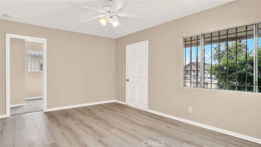 8022 Crockett Boulevard, Los Angeles, California 90001 home-pic-6