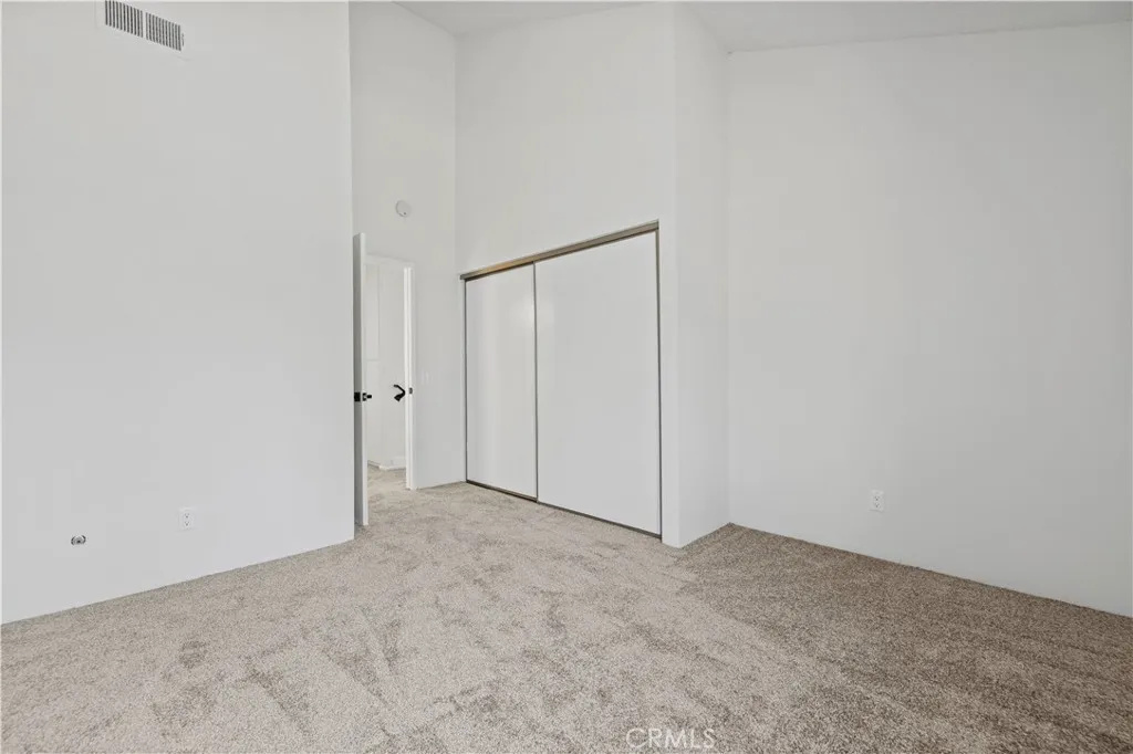25273 Avenida Dorena, Newhall, California 91321 home-pic-29