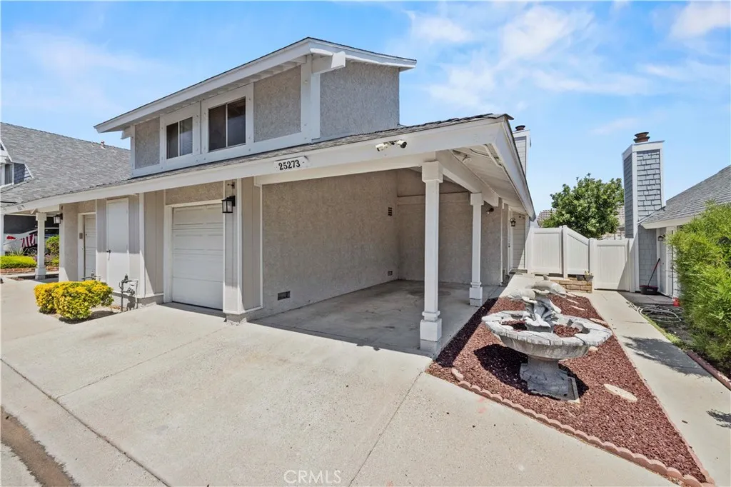 25273 Avenida Dorena, Newhall, California 91321 home-pic-37