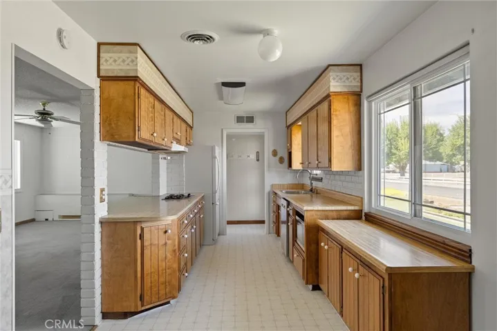 1710 Edwards Lane, Yuba City, California 95993