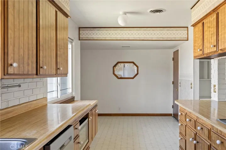 1710 Edwards Lane, Yuba City, California 95993