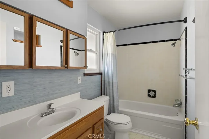 1710 Edwards Lane, Yuba City, California 95993