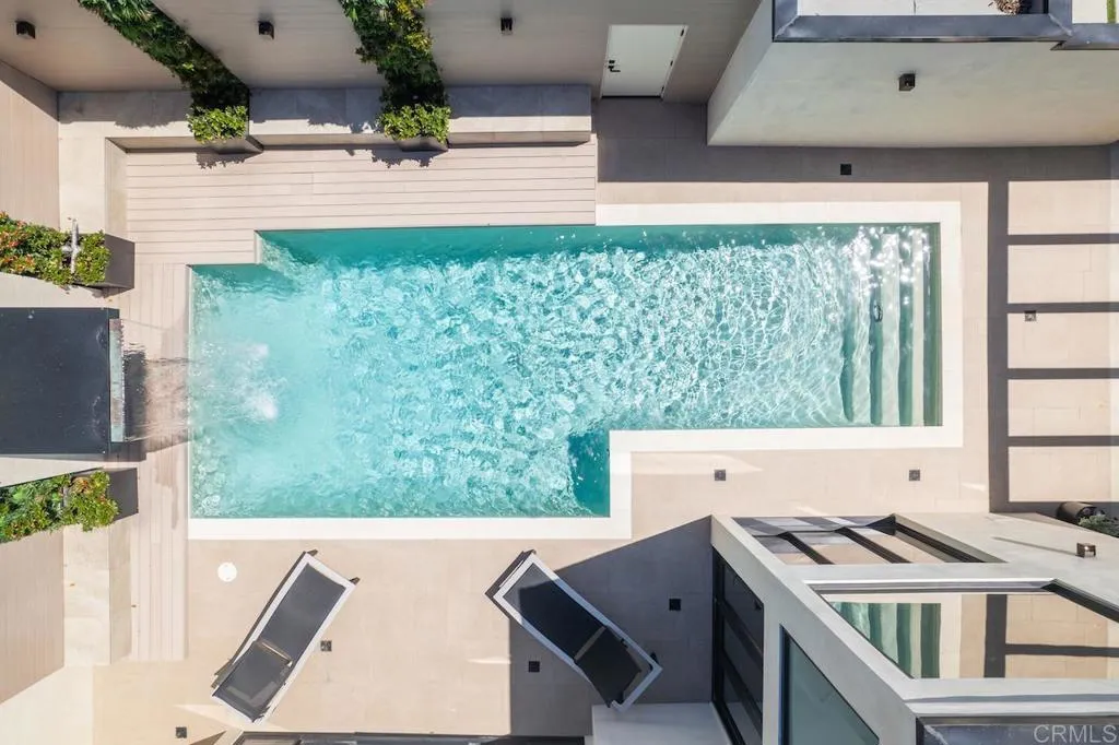 2684 Costebelle Drive, La Jolla, California 92037 home-pic-37